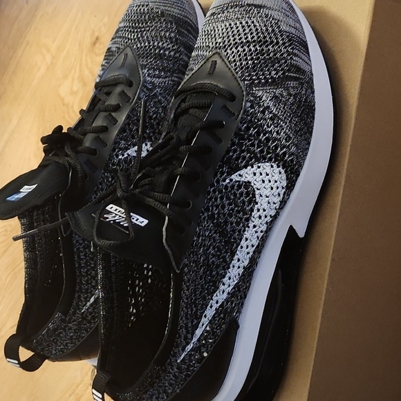 Nike flyknit - Picture 3 of 11